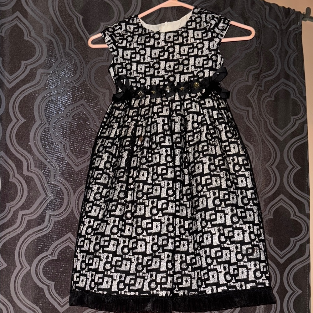 Isobella & Chloe Black and White Formal Dress